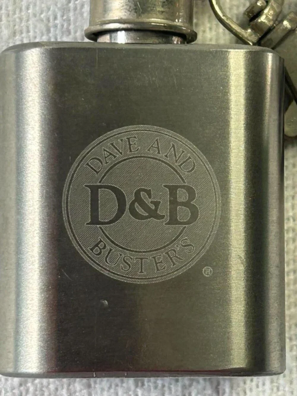 Dave & Busters 1 OZ Stainless Steel Keychain Flask with Funnel Never Used NWOT